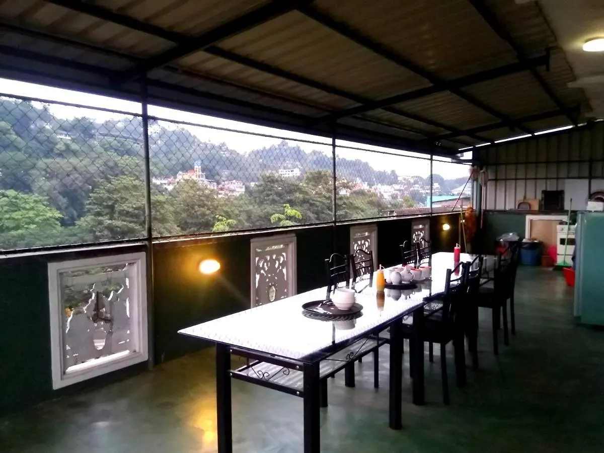 Kandy Railway Lodge & Hostel