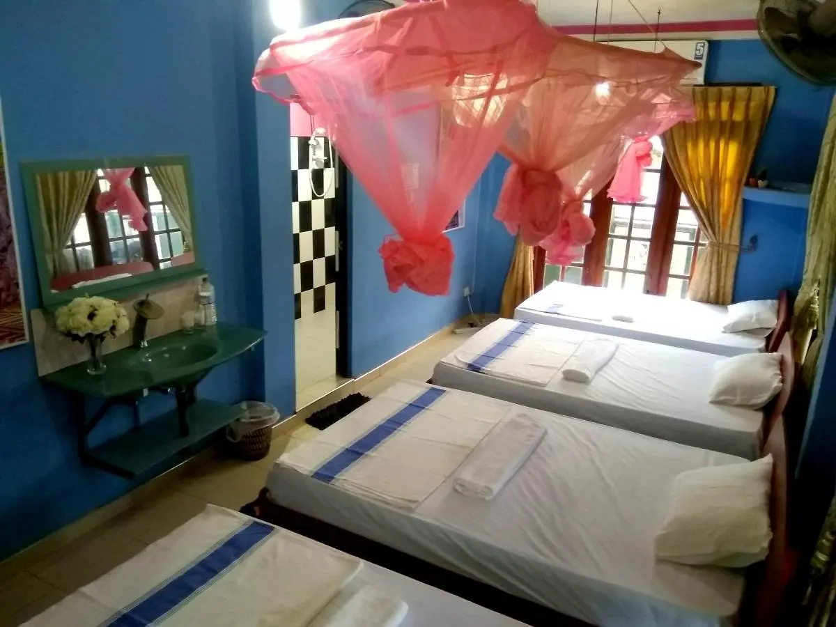Kandy Railway Lodge & Hostel