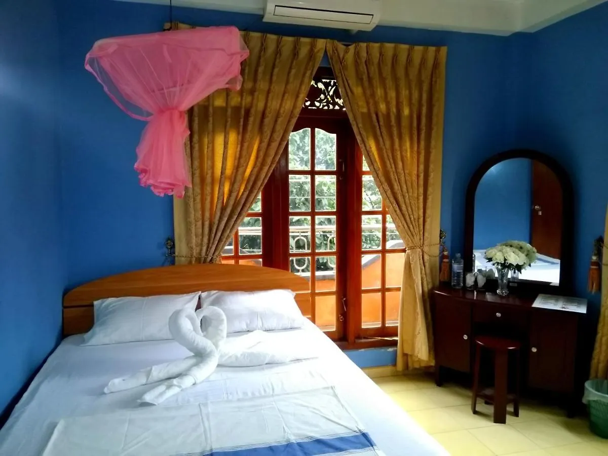 Kandy Railway Lodge & Hostel