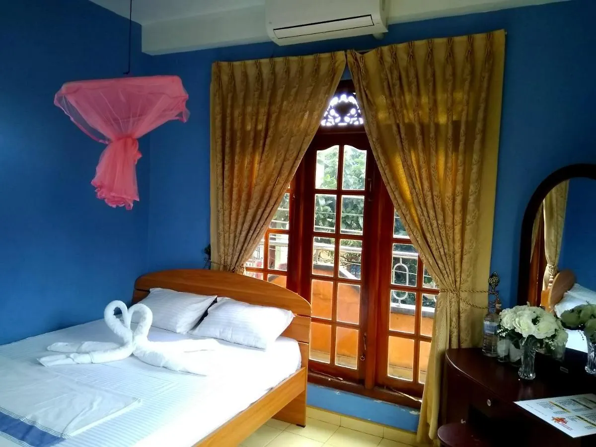 Kandy Railway Lodge & Hostel